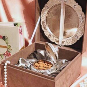 Round Tray with Sugar Pot